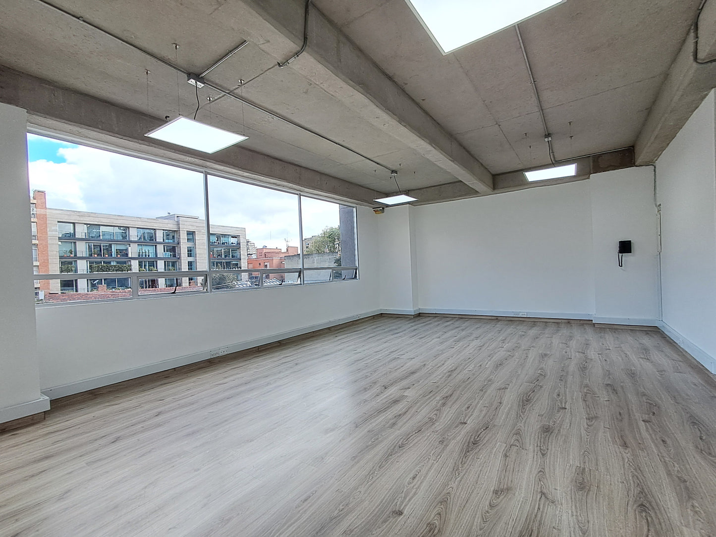 Hermosa Oficina En Arriendo En El Chico