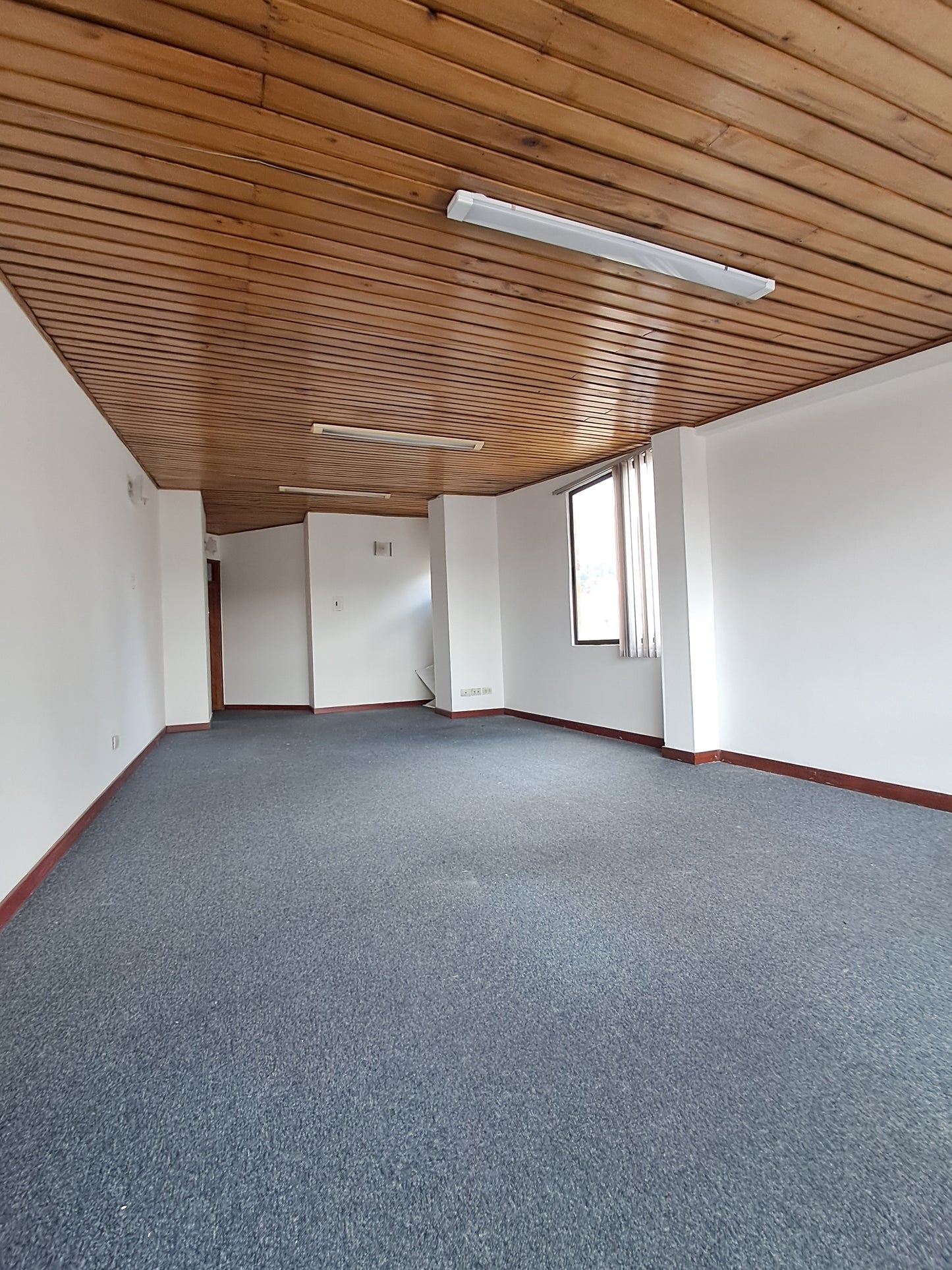 Linda Oficina En Arriendo En Teusaquillo