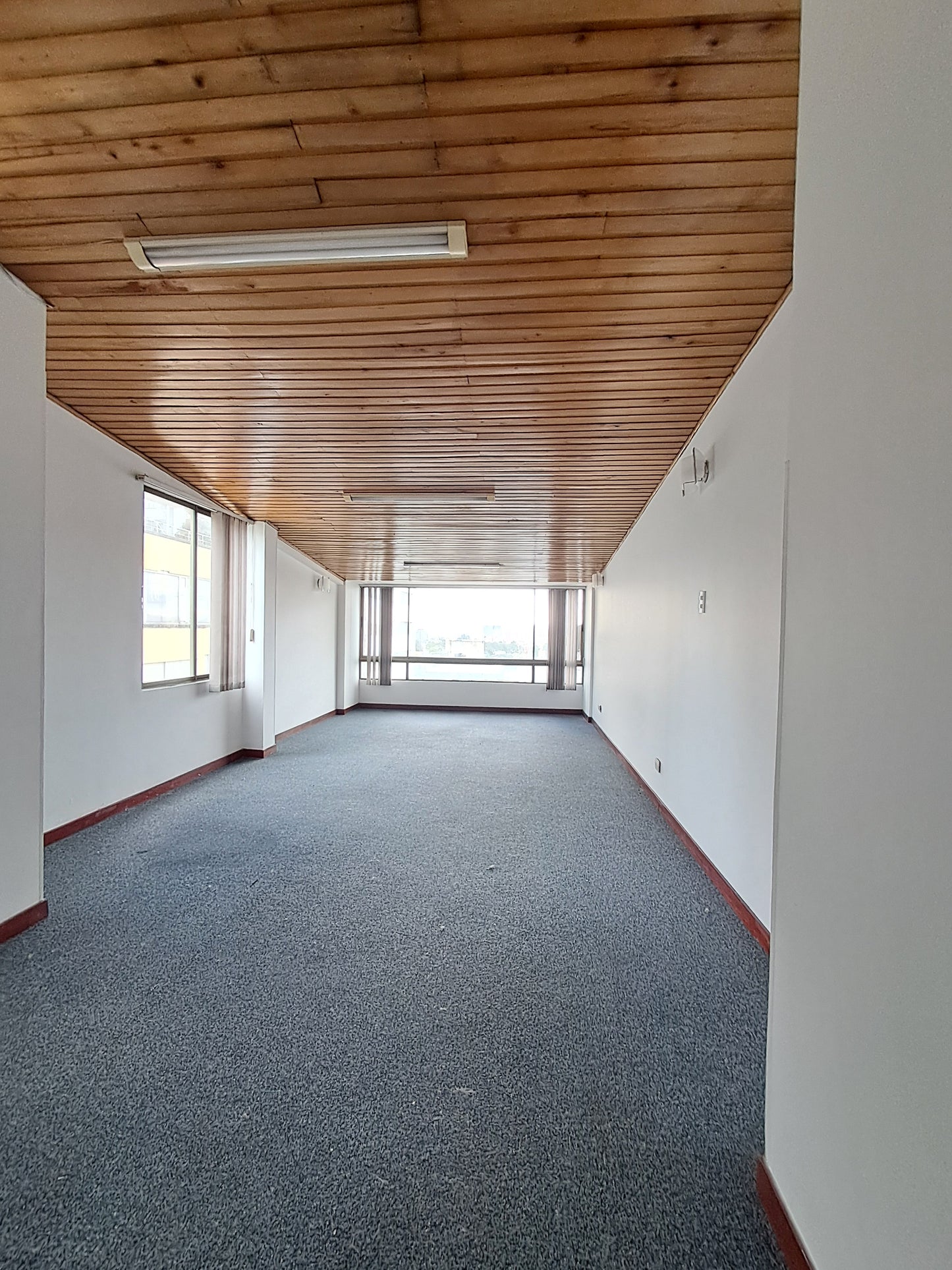 Linda Oficina En Arriendo En Teusaquillo