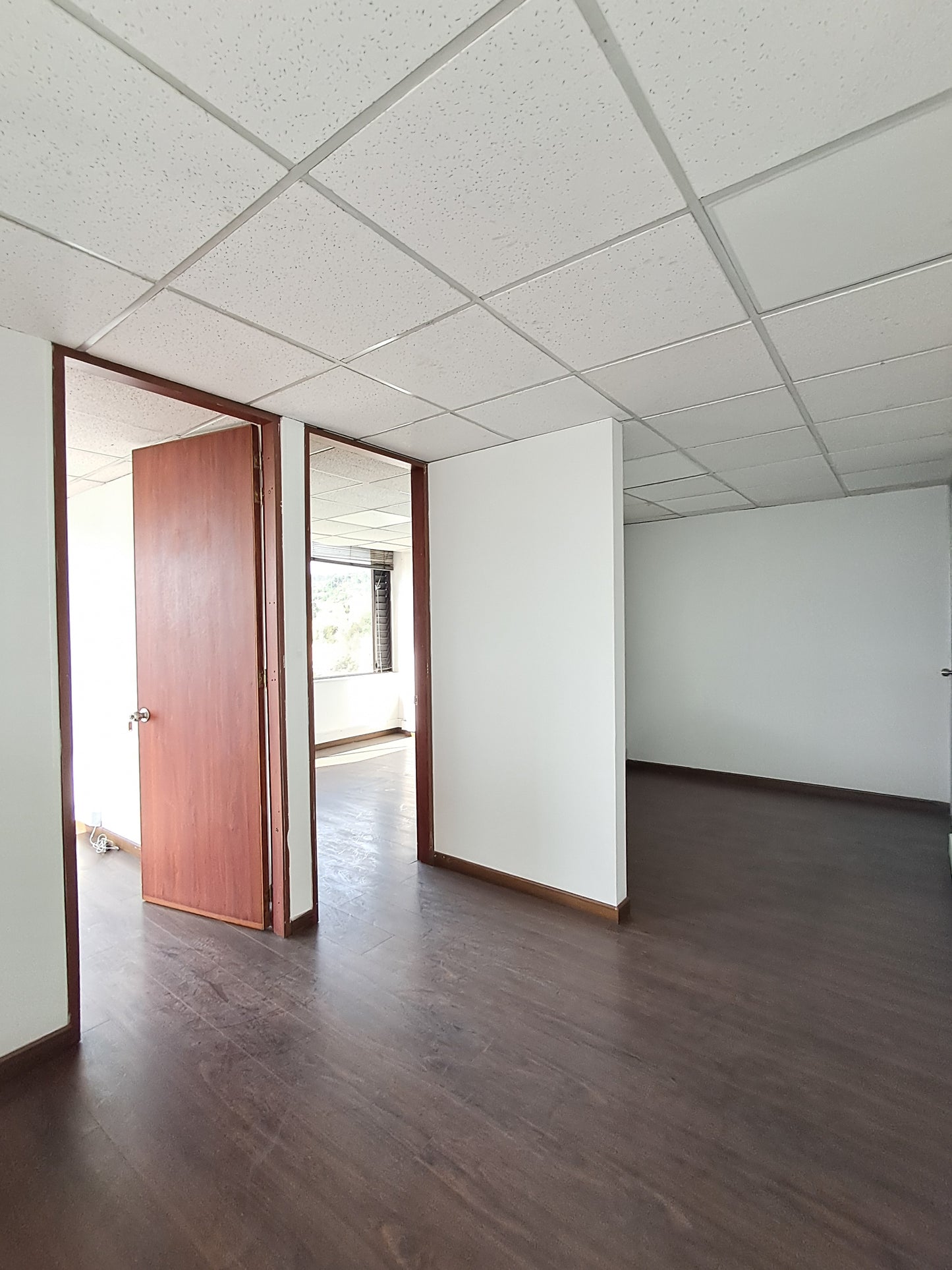 Hermosa Oficina En Arriendo En North Point