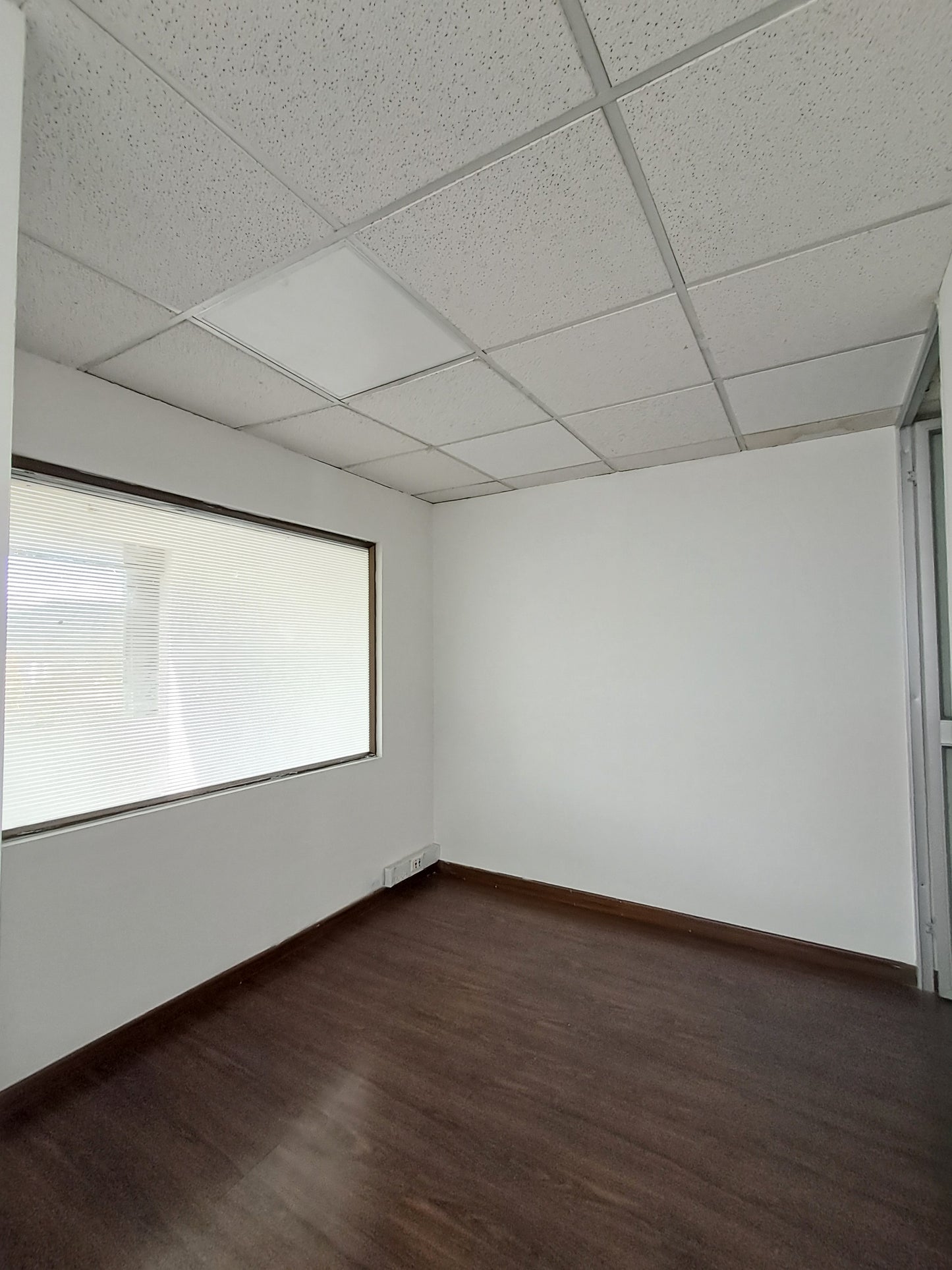 Hermosa Oficina En Arriendo En North Point