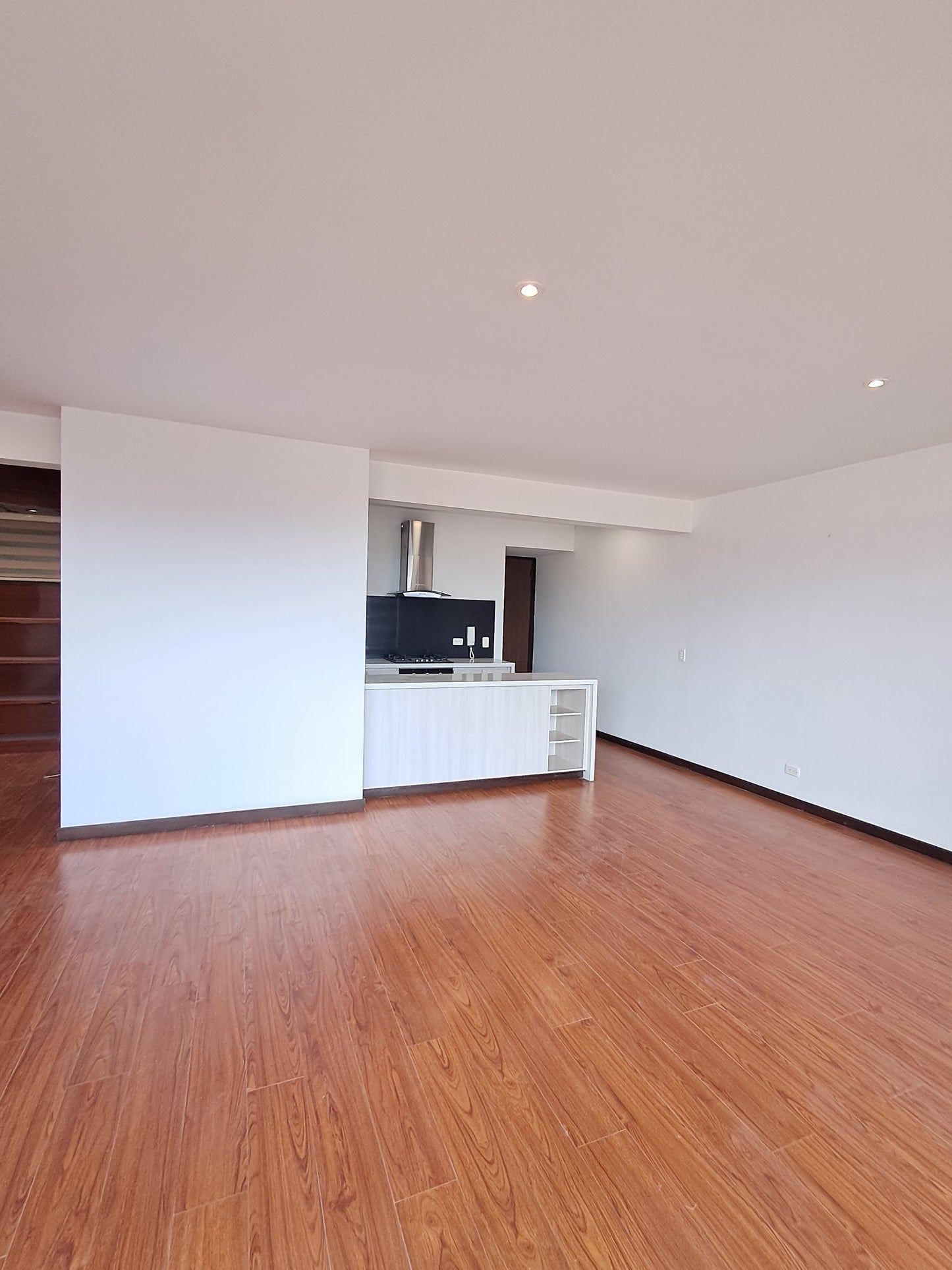 Precioso Apartamento En Arriendo En Ciudad Jardin