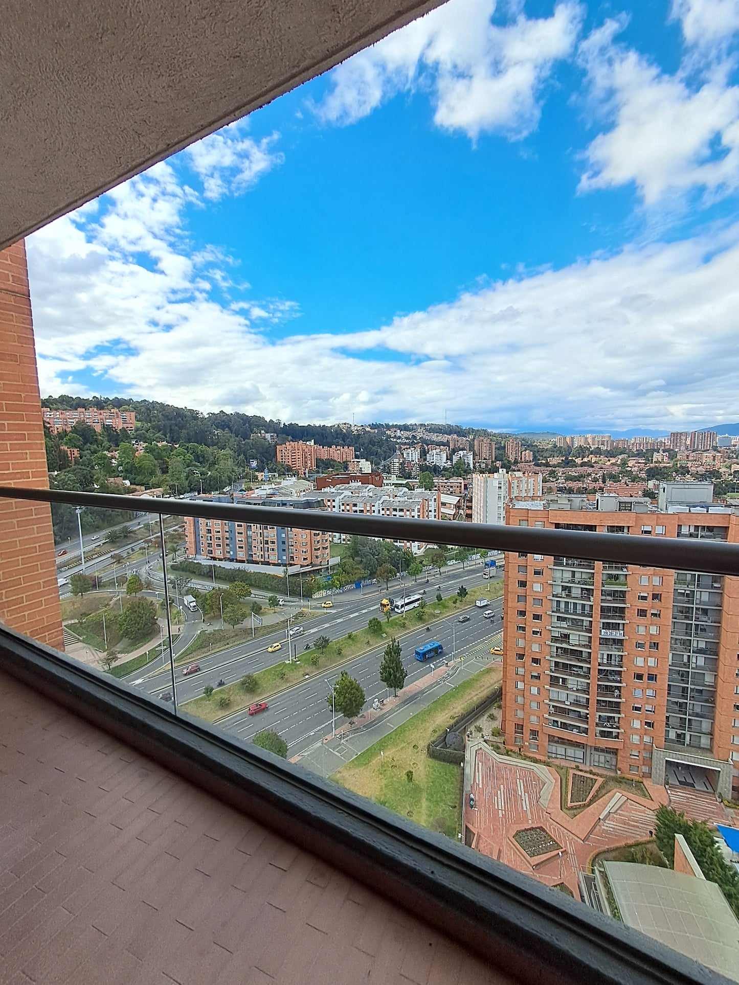 Precioso Apartamento En Arriendo En Ciudad Jardin