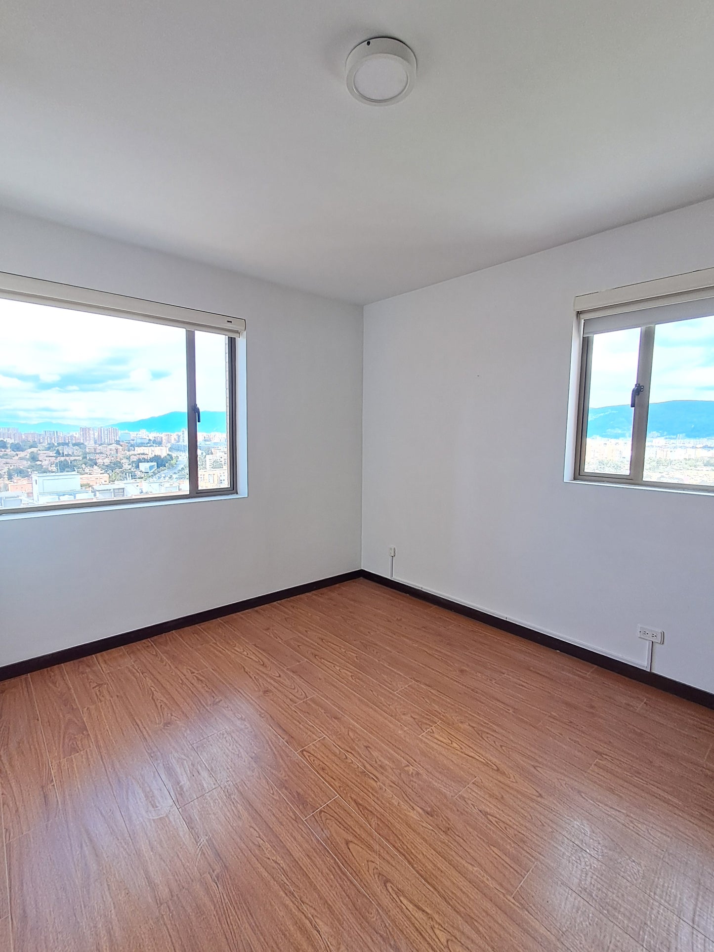 Precioso Apartamento En Arriendo En Ciudad Jardin