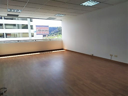 233-830 Maravillosa oficina en arriendo en North Point