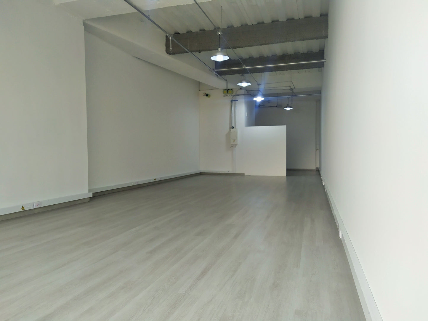 Grandiosa Oficina en venta en North Point De 67 m2