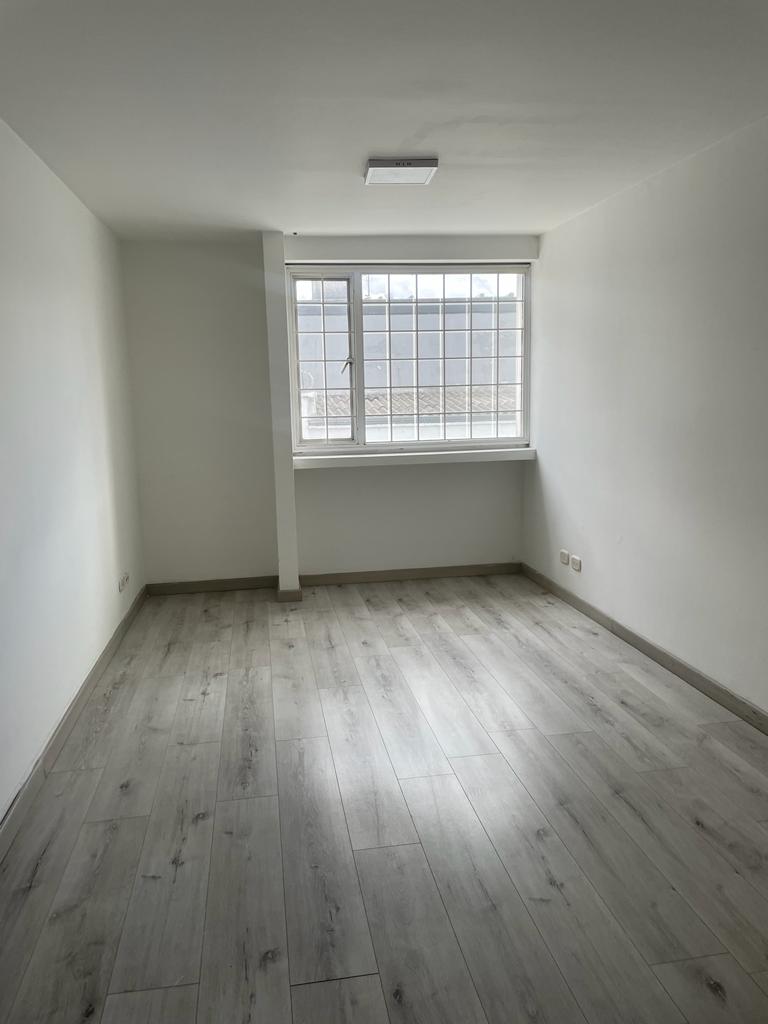 233-908 Arriendo Casa Comercial en el Polo