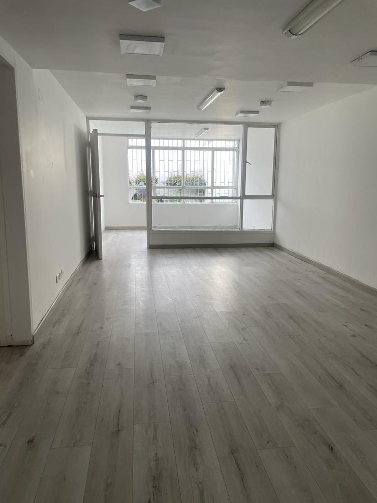 233-908 Arriendo Casa Comercial en el Polo