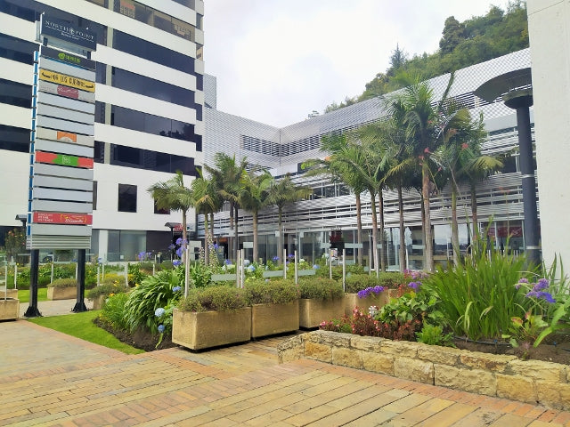 233-713 Local en arriendo en North Point