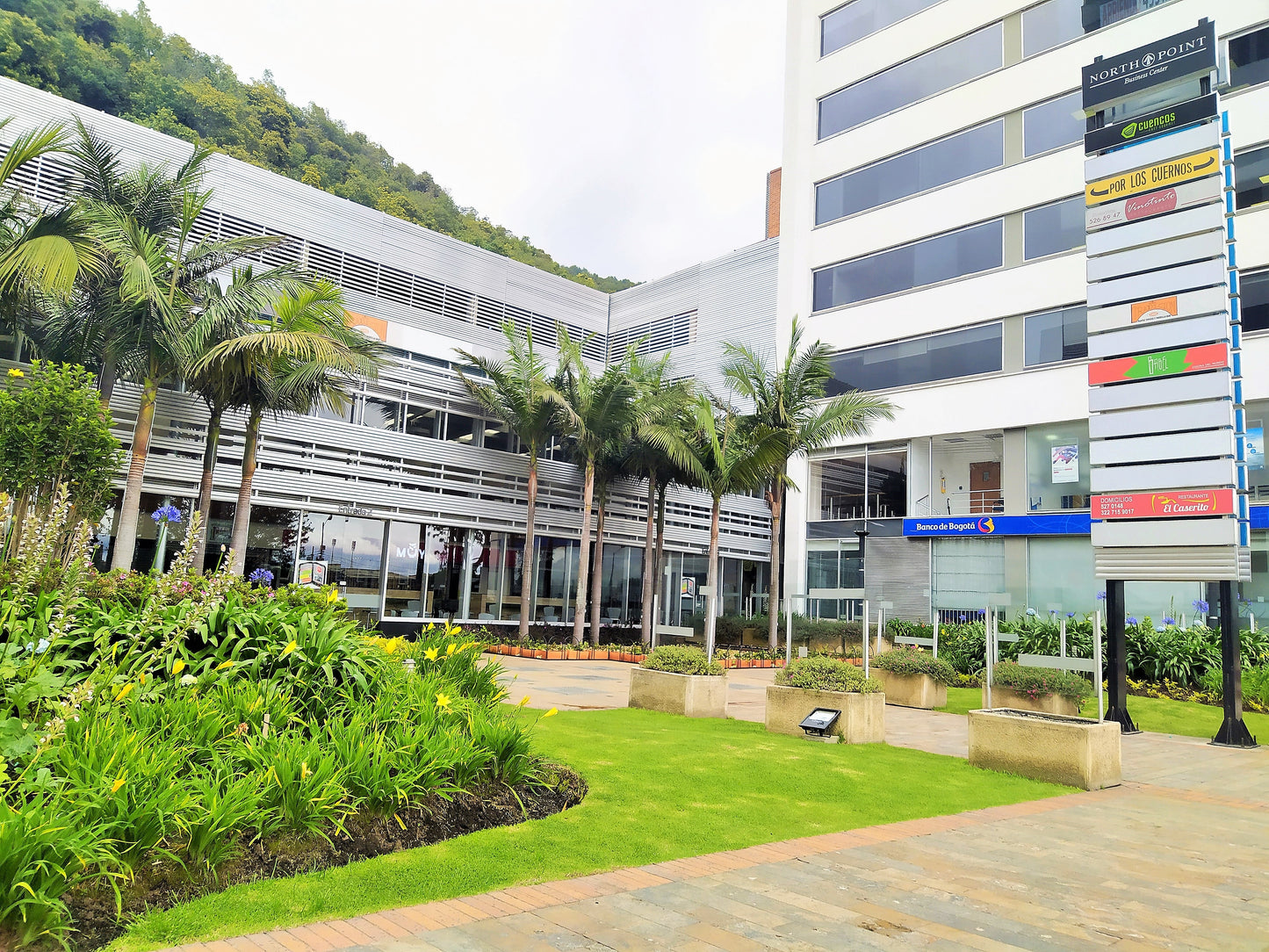 233-713 Local en arriendo en North Point