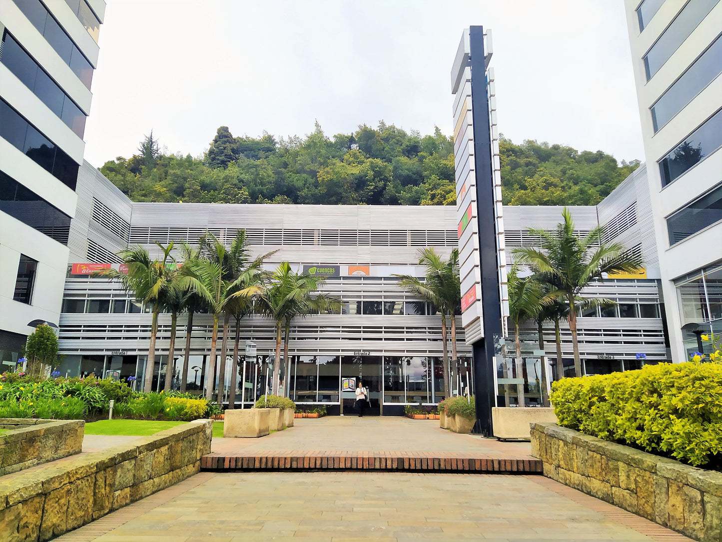 233-713 Local en arriendo en North Point
