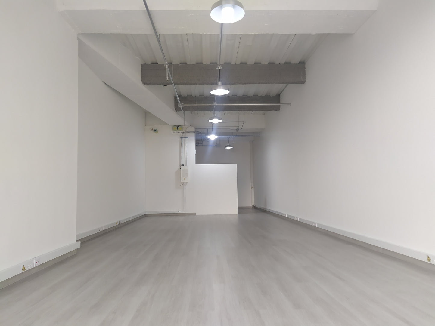 Grandiosa Oficina en venta en North Point De 67 m2