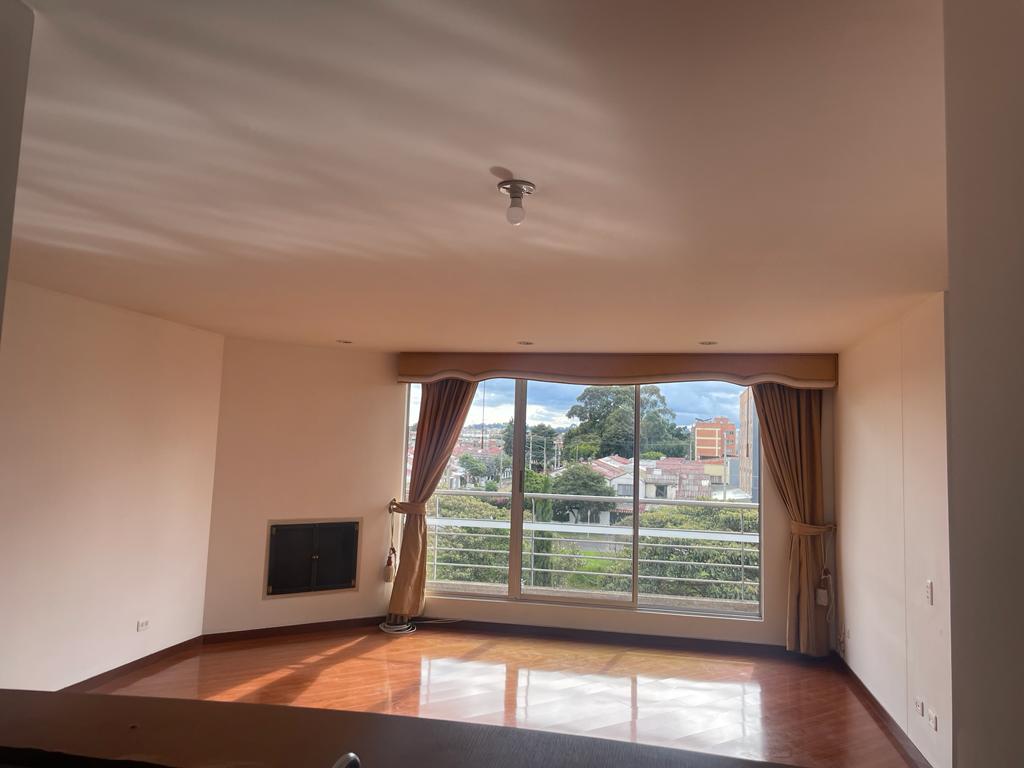 233-888 Espectacular apartamento en arriendo en San Prieto II