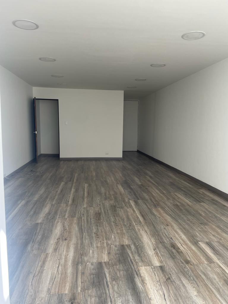 233-919 Grandiosa oficina en arriendo en Barrancas