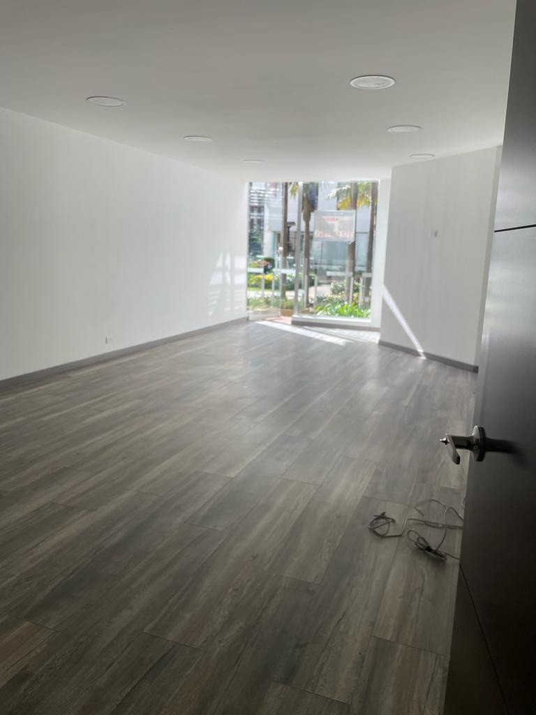 233-919 Grandiosa oficina en arriendo en Barrancas