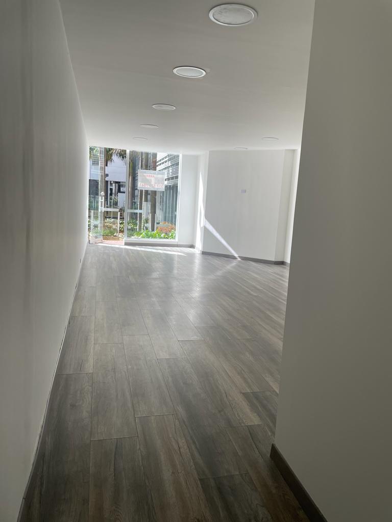 233-919 Grandiosa oficina en arriendo en Barrancas