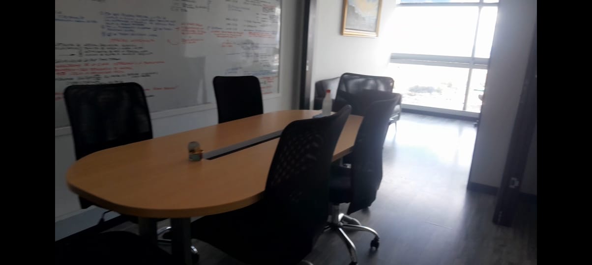 Oficina en Venta en Torre Krystal North Point