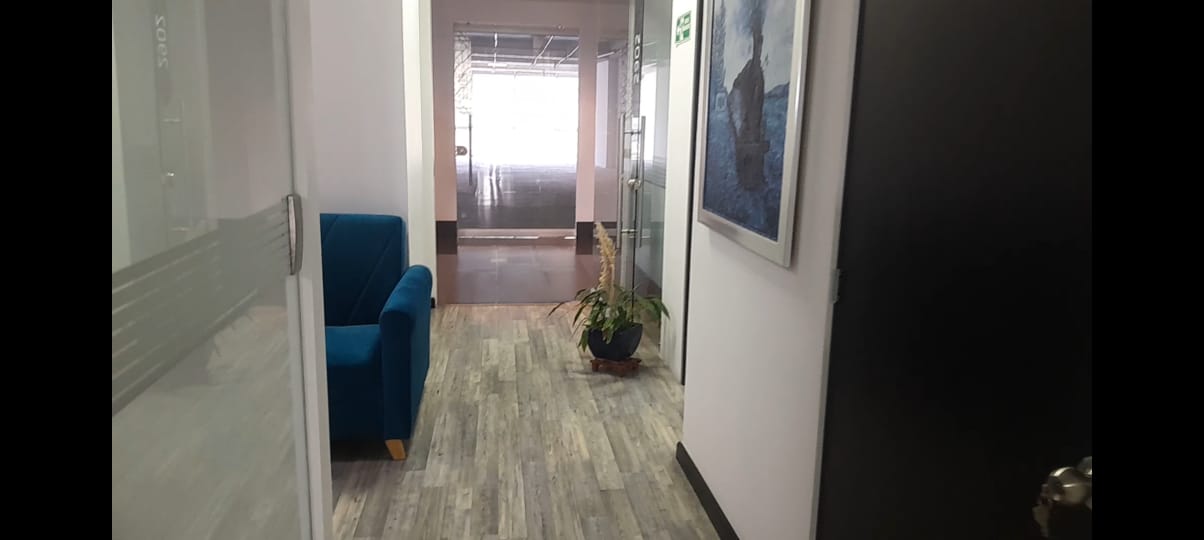 Oficina en Venta en Torre Krystal North Point