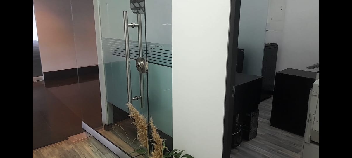 Oficina en Venta en Torre Krystal North Point