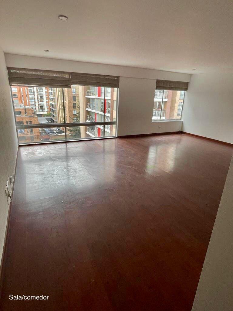 233-924 Espectacular apartamento en venta en Cedritos