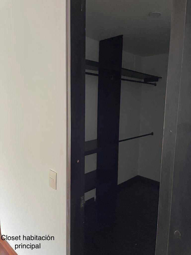 233-924 Espectacular apartamento en venta en Cedritos