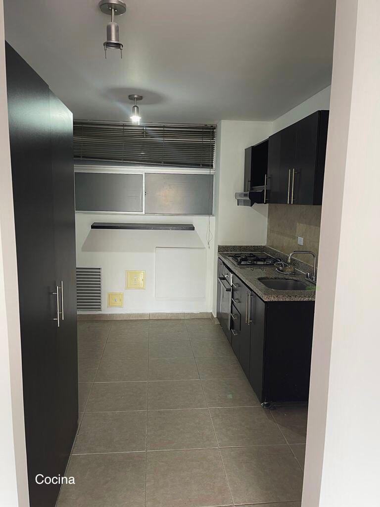 233-924 Espectacular apartamento en venta en Cedritos