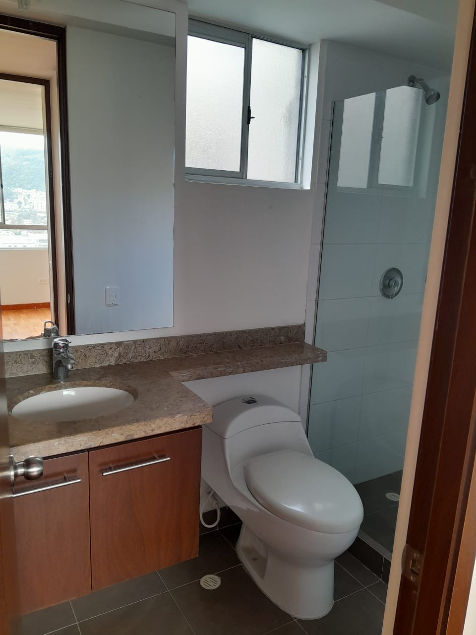 233-159 Apartamento en arriendo en Alameda