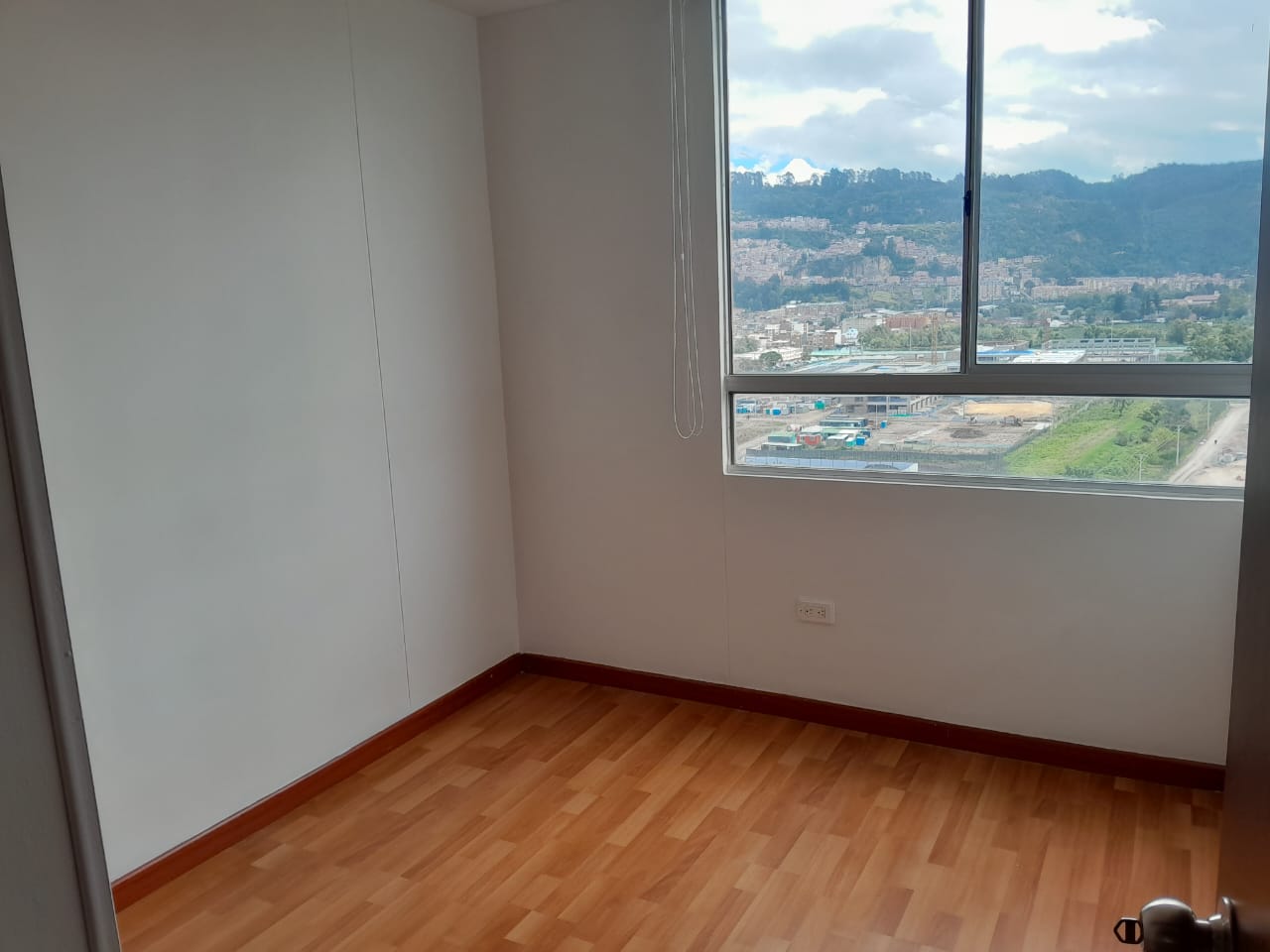 233-159 Apartamento en arriendo en Alameda
