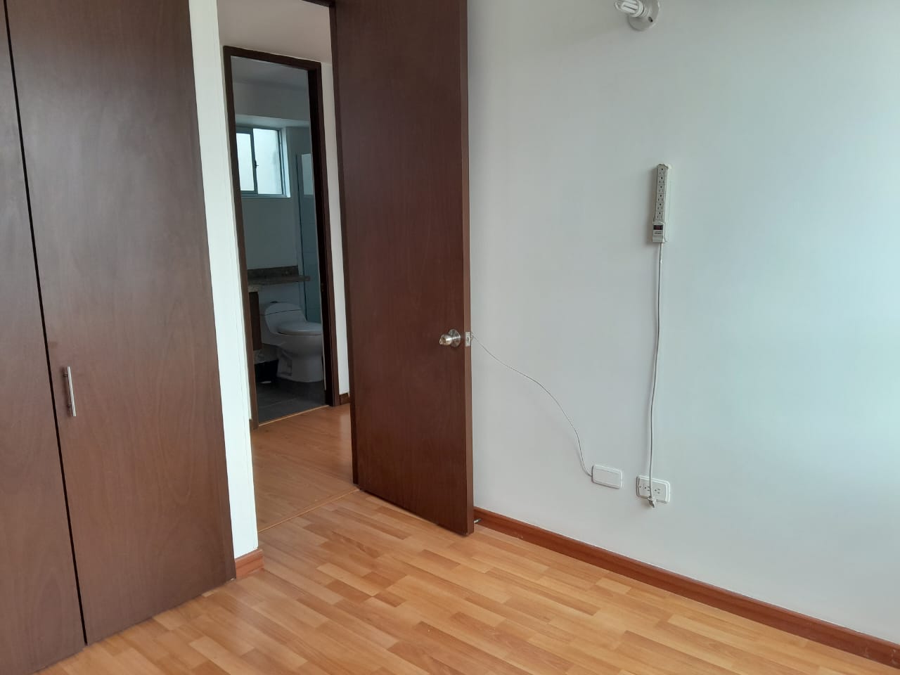 233-159 Apartamento en arriendo en Alameda