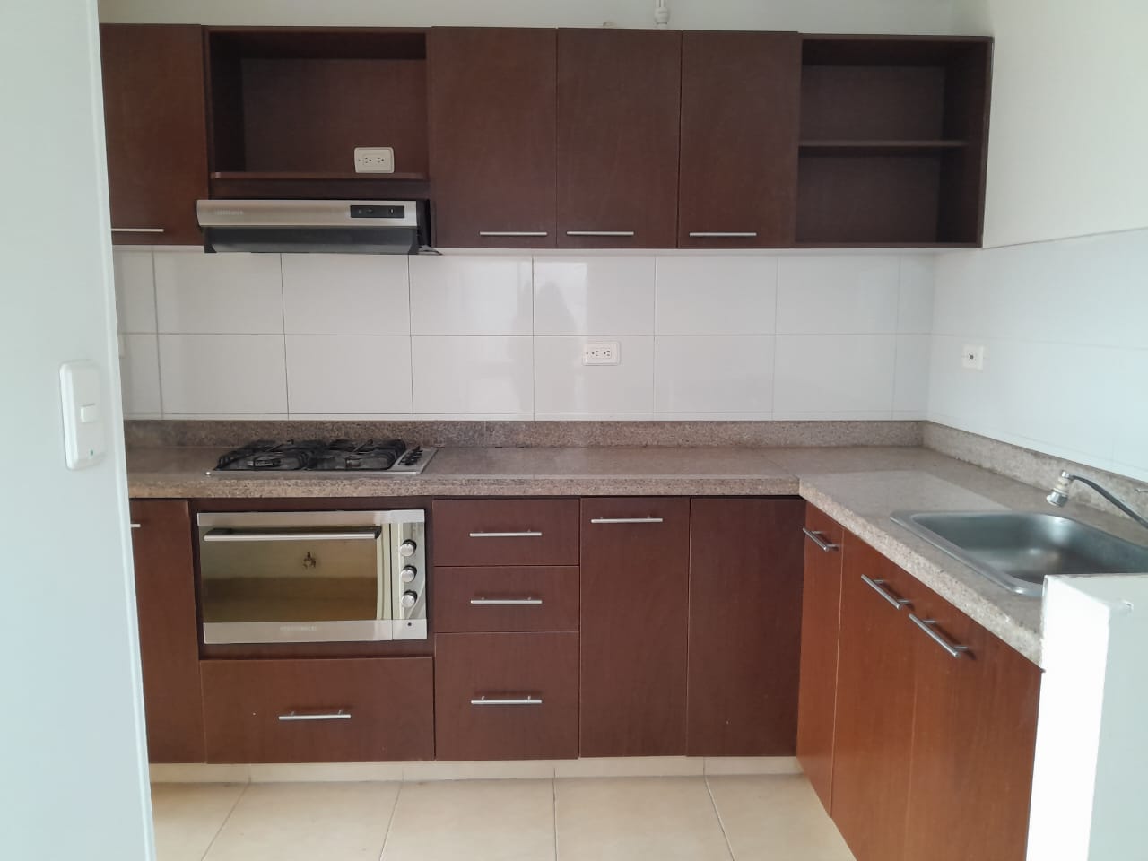 233-159 Apartamento en arriendo en Alameda