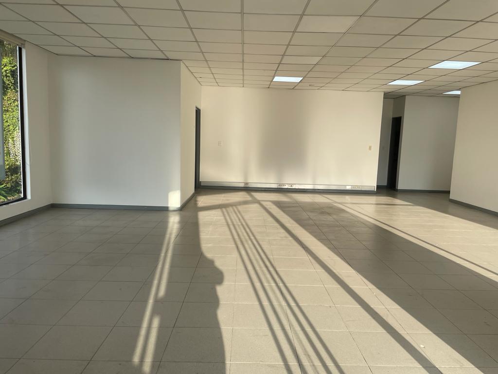 VENTA LOCAL NORTH POINT 104 m2
