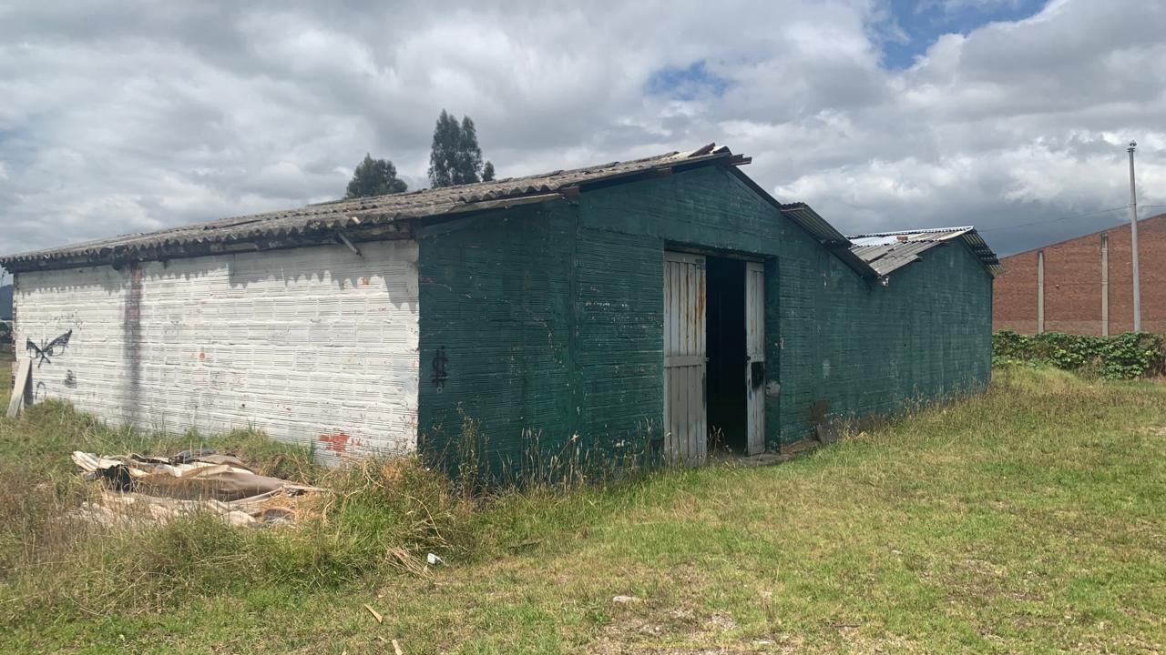 233-725 Vendo LOTE Vía Sopo AUTOPISTA NORTE
