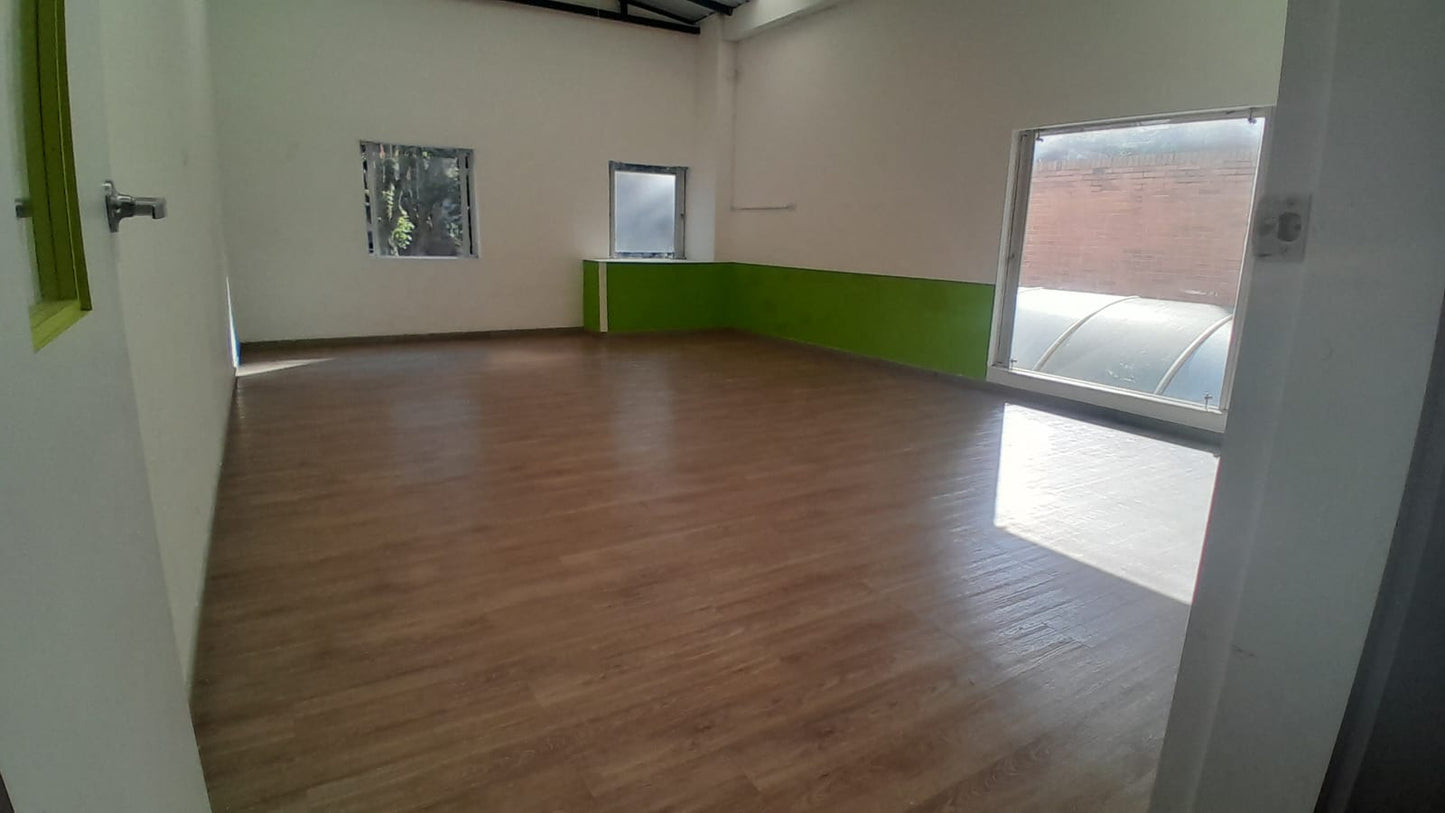 Vendo lote Calle 94 con 9 / 233-948