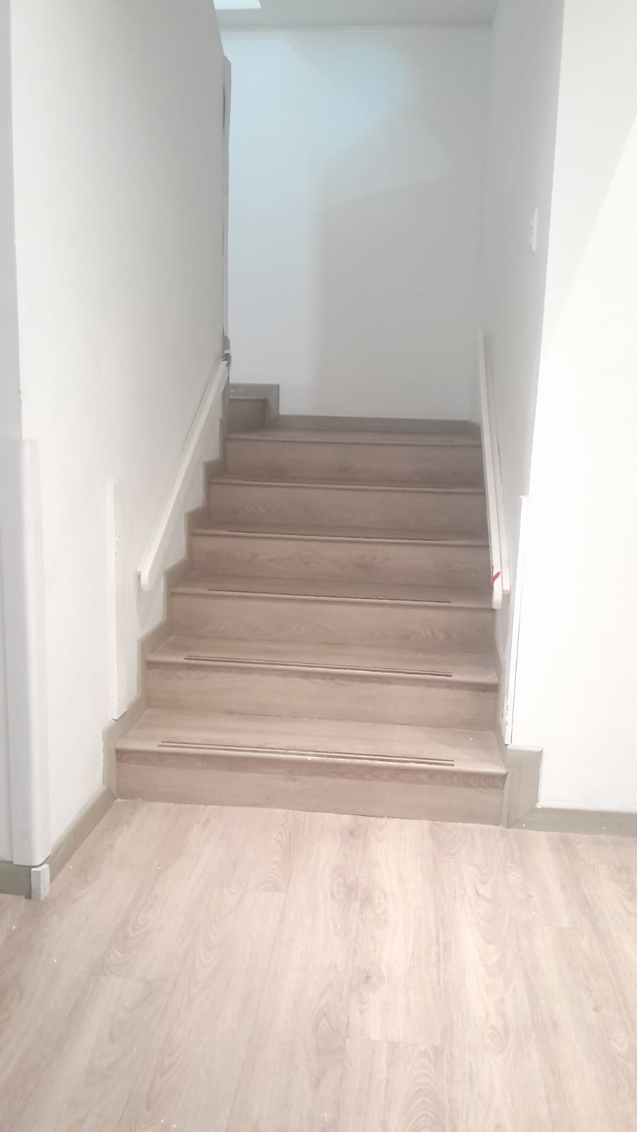 Vendo lote Calle 94 con 9 / 233-948