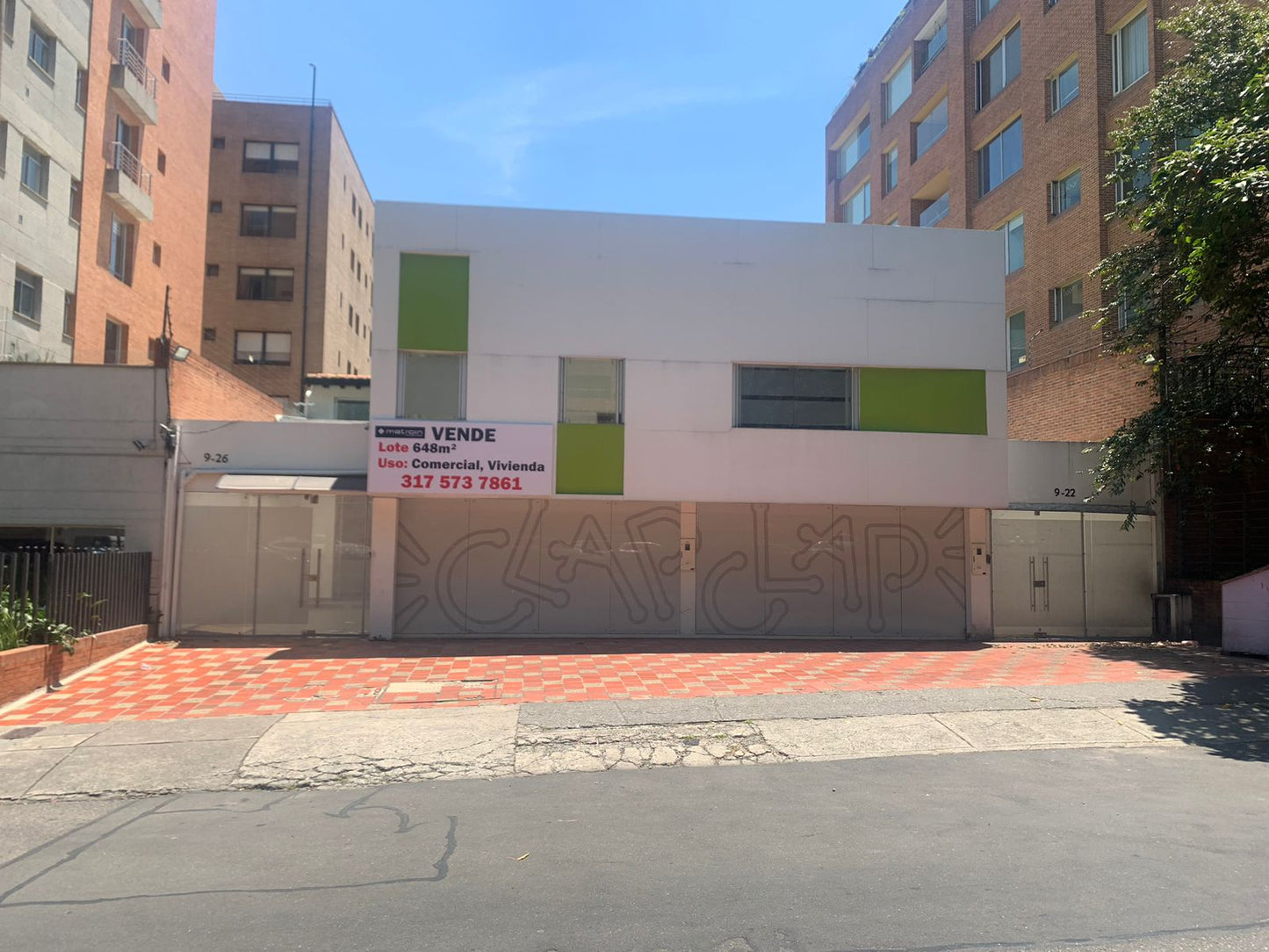 Vendo lote Calle 94 con 9 / 233-948