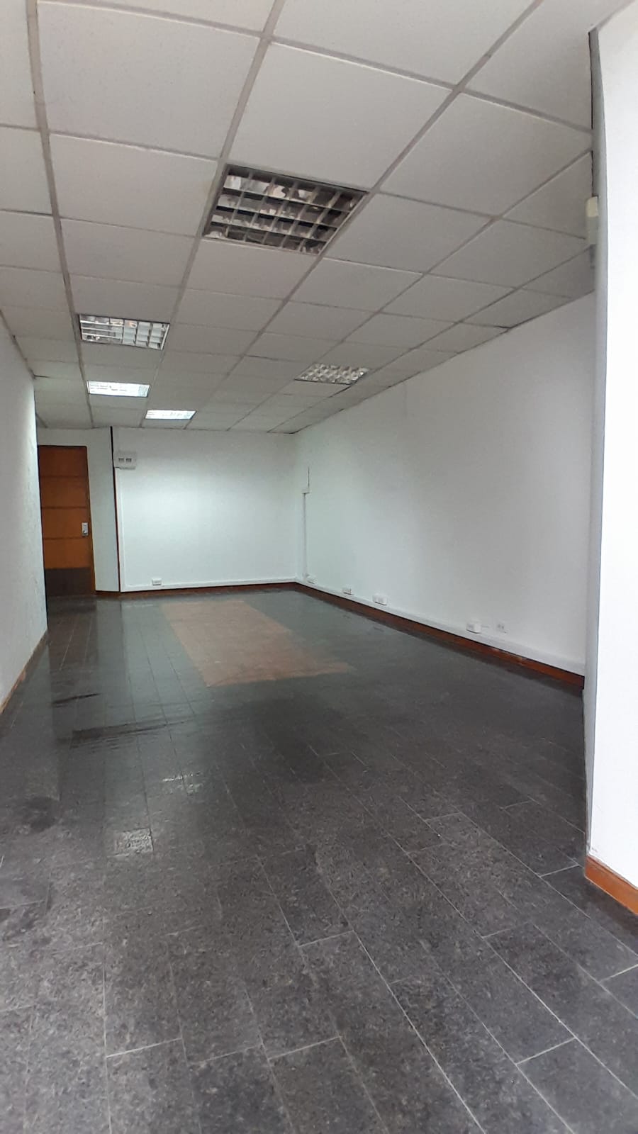 Local U Oficina En Arriendo En North Point