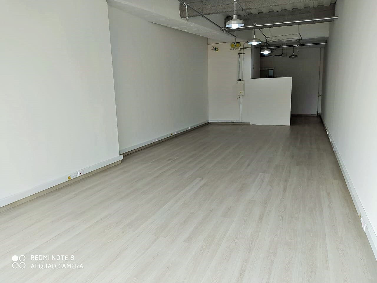 Grandiosa Oficina en venta en North Point De 67 m2