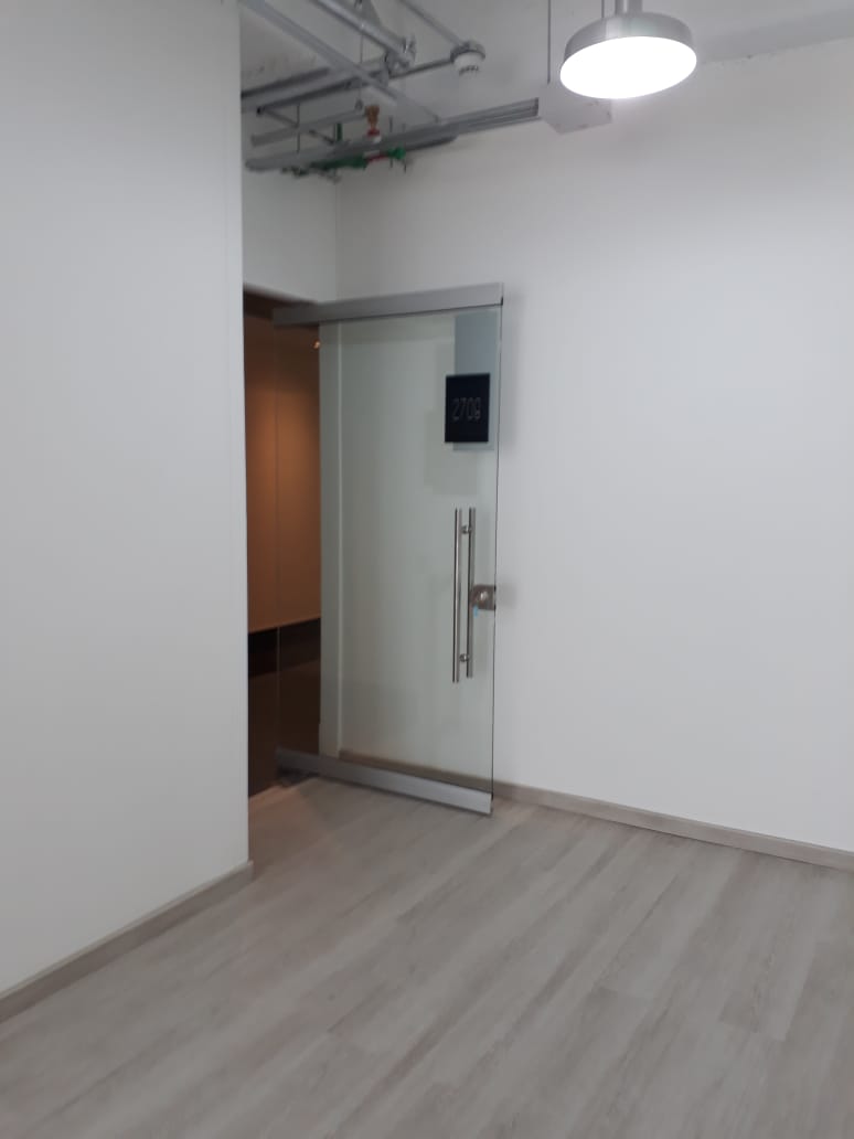 Grandiosa Oficina en venta en North Point De 67 m2