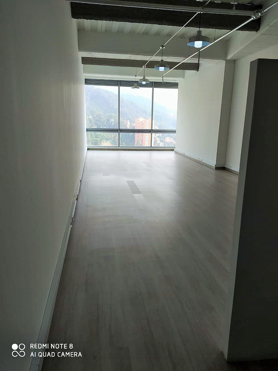 Grandiosa Oficina en venta en North Point De 67 m2