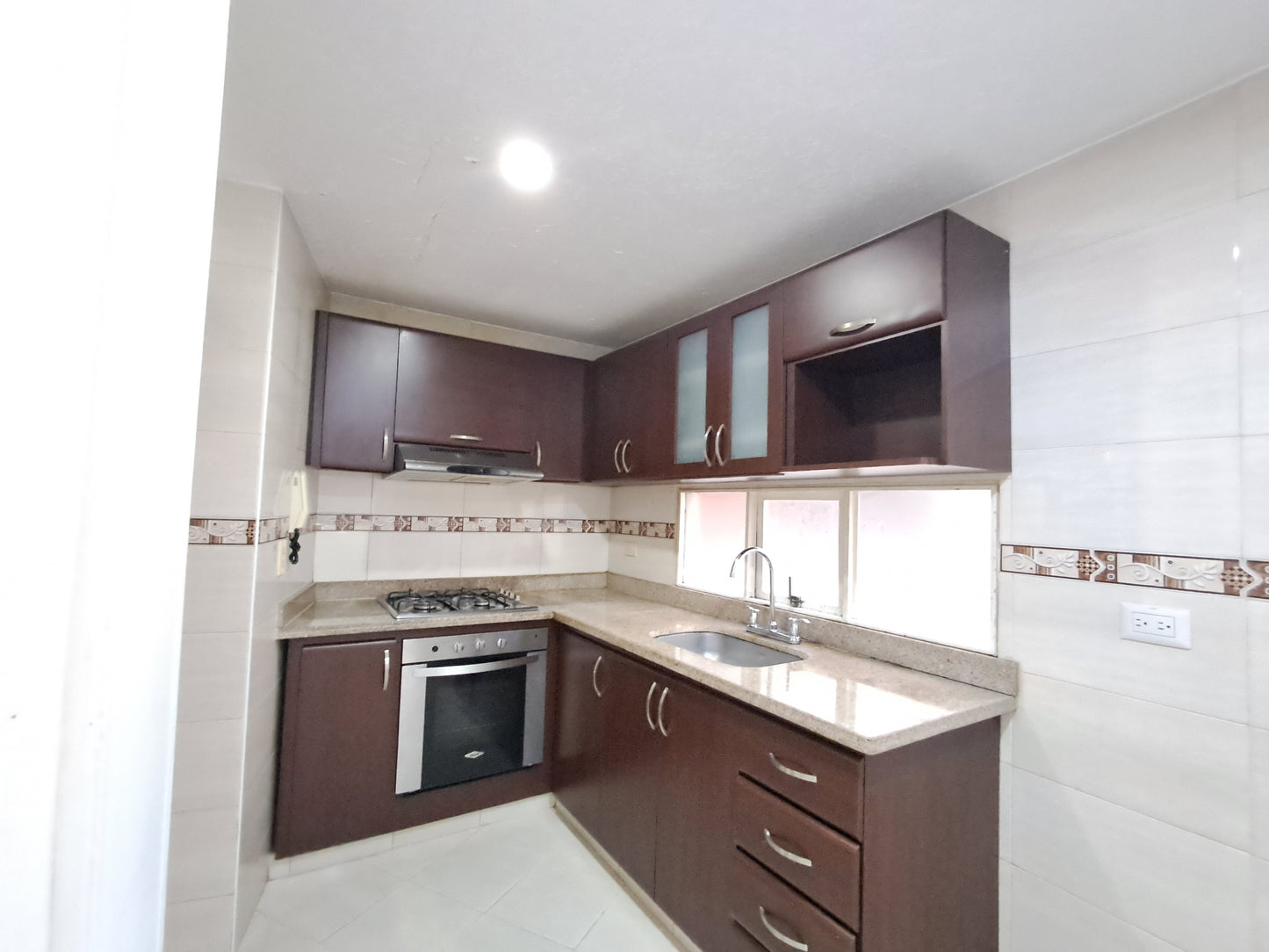 Hermoso apartamento en arriendo en la castellana