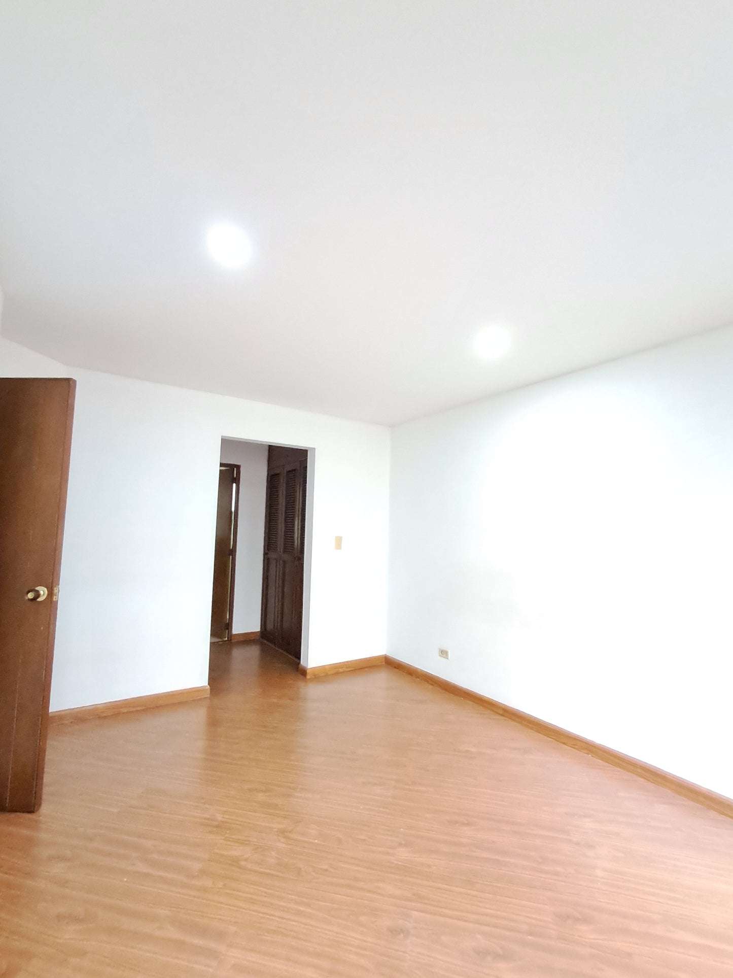 Hermoso apartamento en arriendo en la castellana