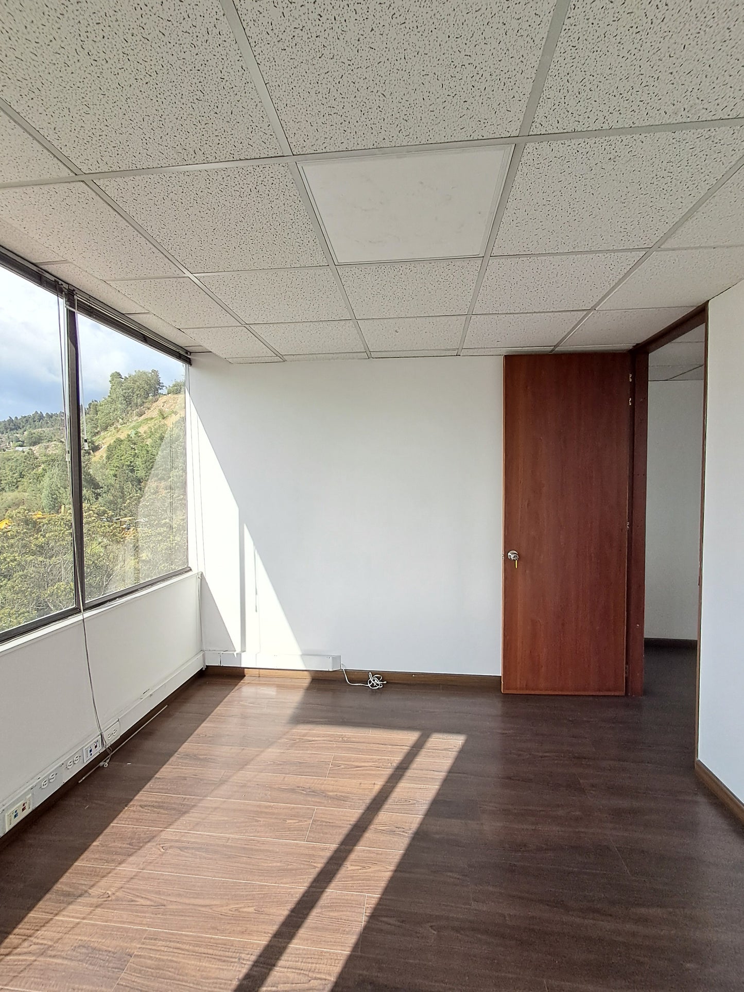 Hermosa Oficina En Arriendo En North Point