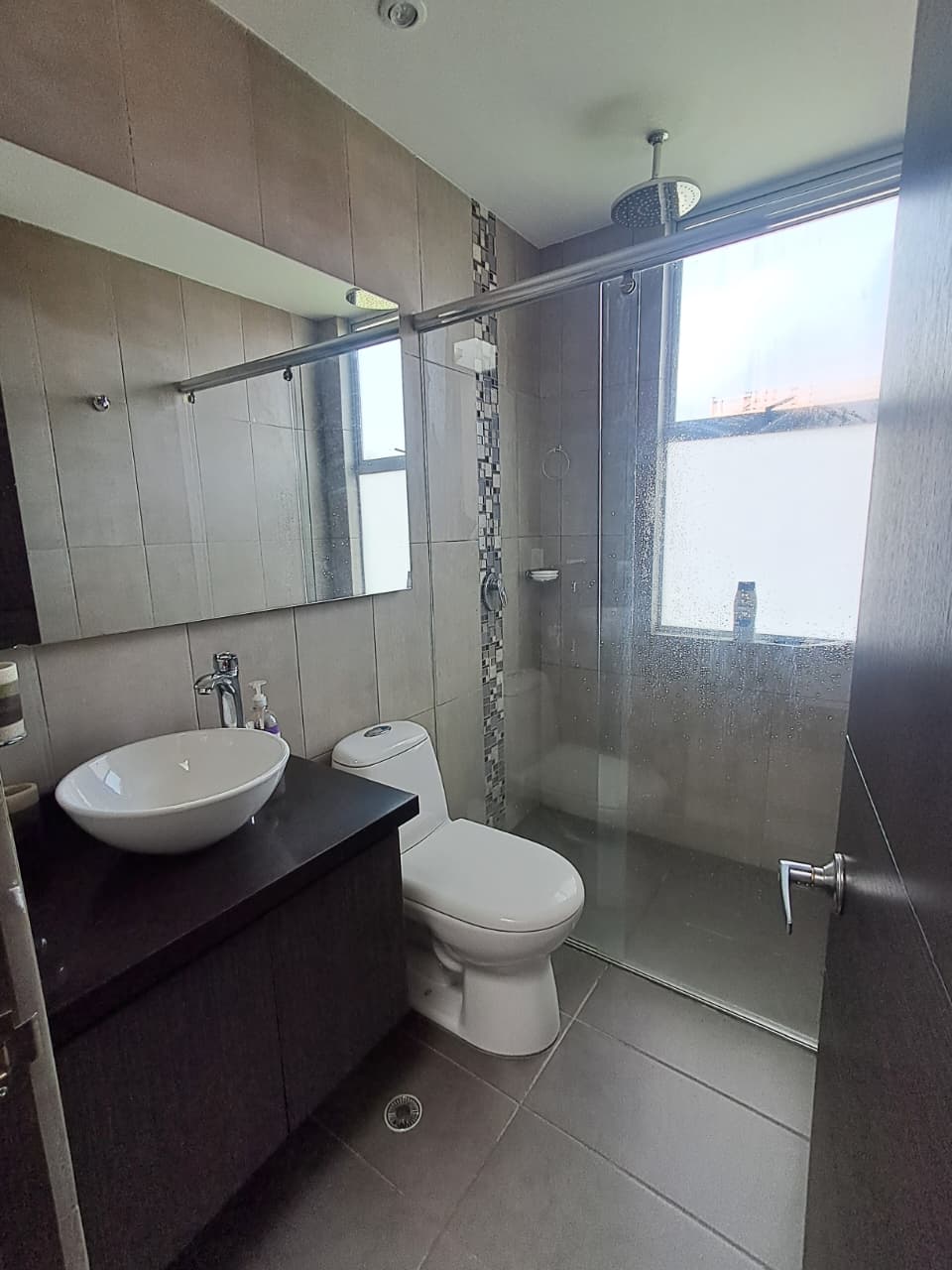 Luminosa Y Amplia Casa En Venta En Cajicá