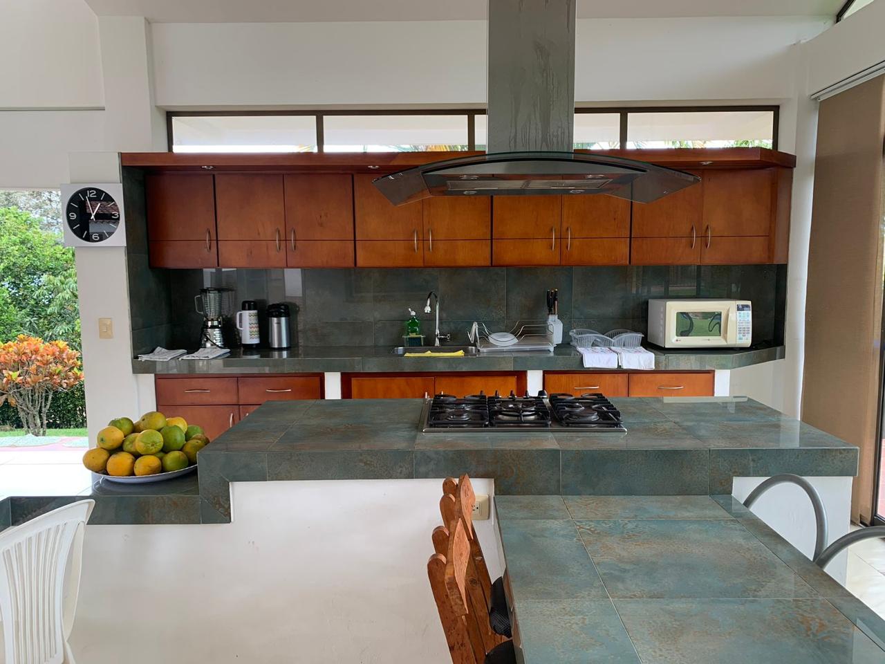 HERMOSA CASA CAMPESTRE EN LA MESA