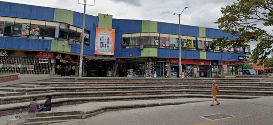 Local En El Centro Comercial Bazar