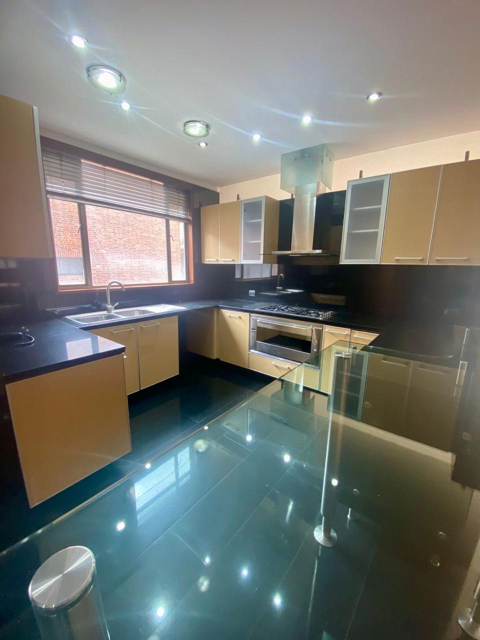 Hermoso Apartamento Duplex En El Chico