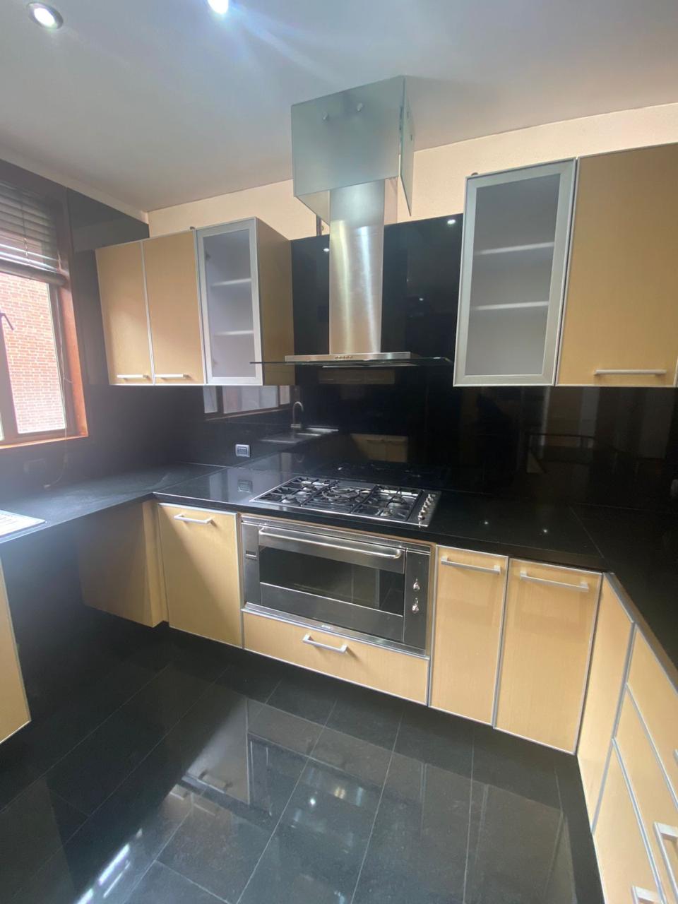 Hermoso Apartamento Duplex En El Chico