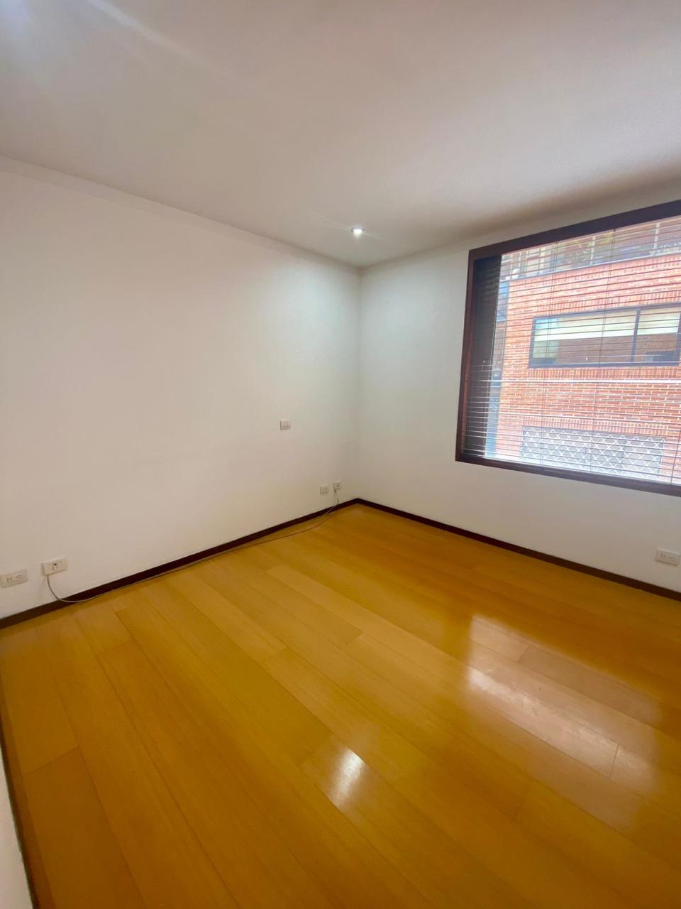 Hermoso Apartamento Duplex En El Chico