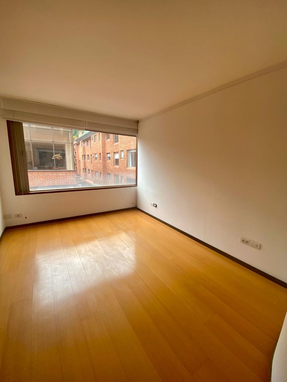 Hermoso Apartamento Duplex En El Chico