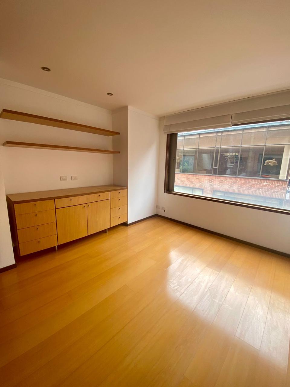 Hermoso Apartamento Duplex En El Chico